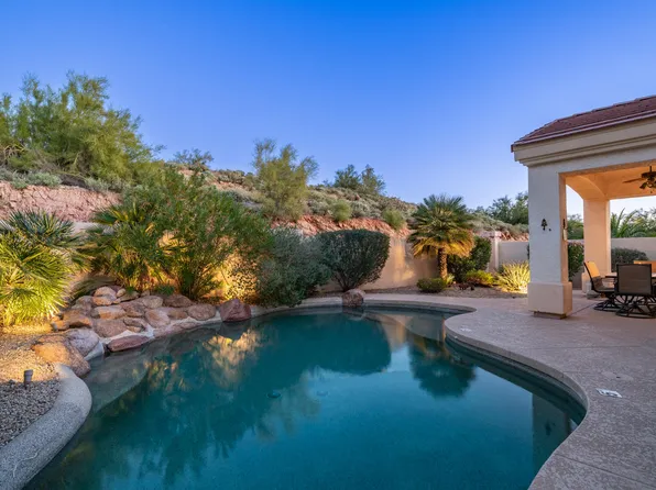 6334 E VIEWMONT Drive #17, Mesa, AZ 85215