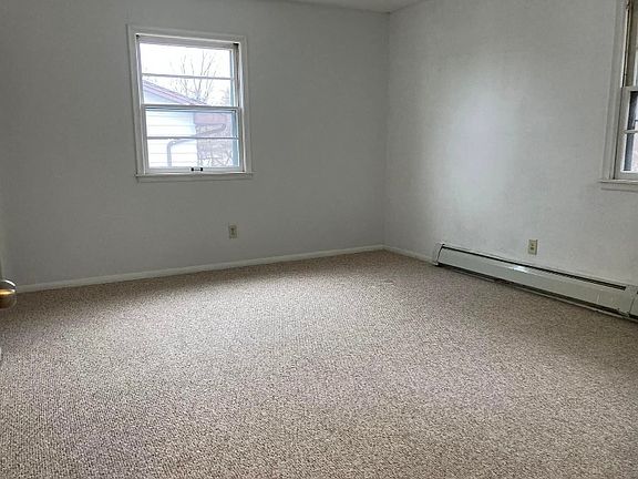 5th image of 1318 Circle Terrace Blvd NE