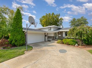 2950 192nd Pl, Lansing, IL 60438