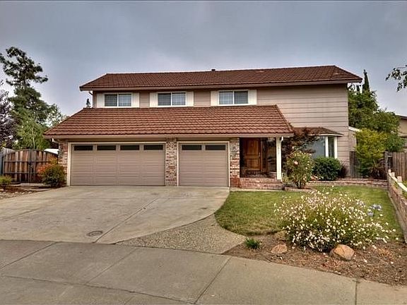2nd image of 1317 Deb Ct
