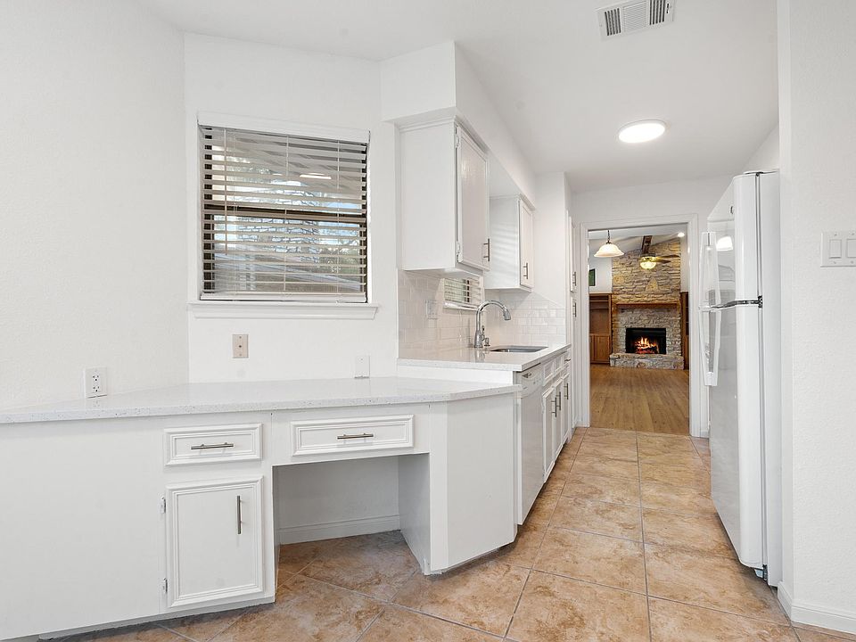 1st image of 11512 Tin Cup Dr APT 304