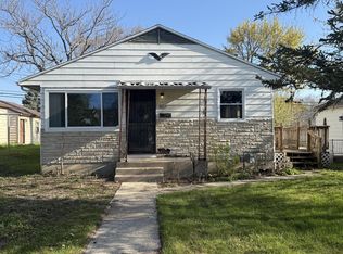 8208 W Keefe Ave, Milwaukee, WI 53222