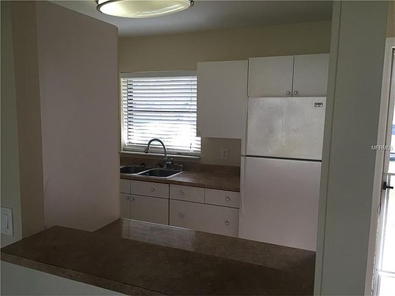 4th image of 6774 Myrtlewood Rd