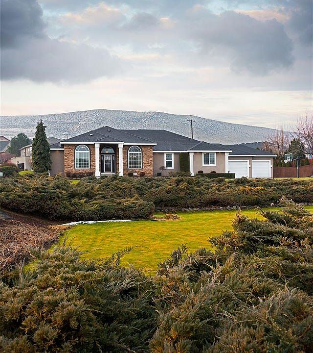 1st image of 2003 Sky Meadow Ave