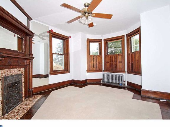5th image of 701 W 2nd Ave