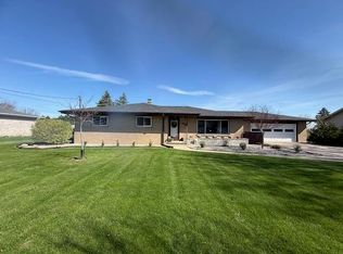 952 W Borton Rd, Essexville, MI 48732