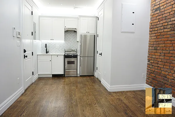 Rented by Lofts and Flats LLC | media 39