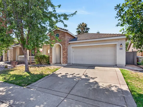 1824 Dawnelle Way, Sacramento, CA 95835