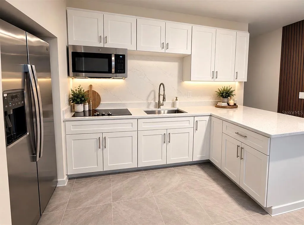 2 bed, 1.0 bath, 900 sqft, $2,000 — Photo 3