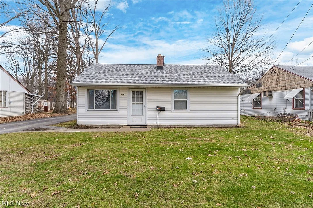 368 Erskine Ave photo 1