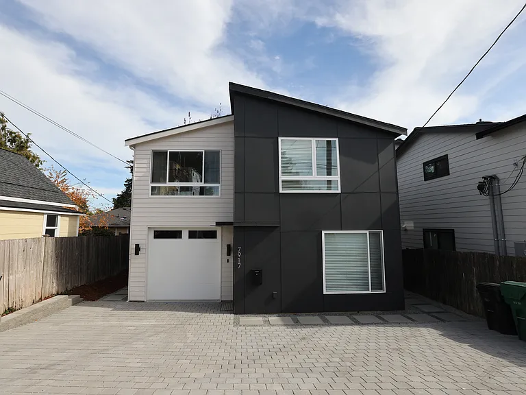7917 32nd Ave SW — Photo 19