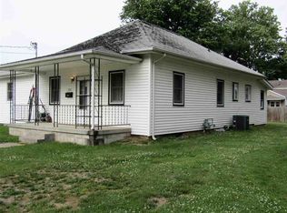 931 S Jefferson St, Lewistown, IL 61542