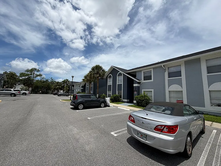 4124 Pershing Pointe Pl #4 — Photo 4