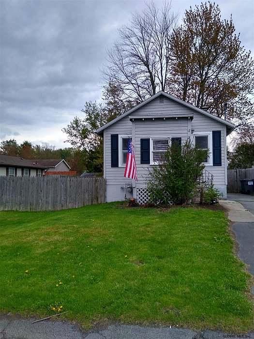 1st image of 17 Maryland Ave