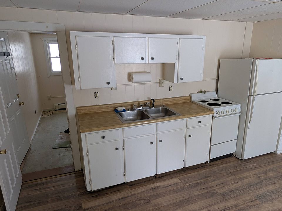 1st image of 255 Main St APT 3