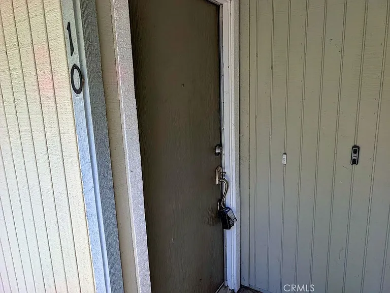 1965 Coulston St #10 — Photo 19