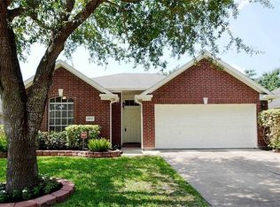 21047 Carmel Valley Dr, Katy, TX 77449