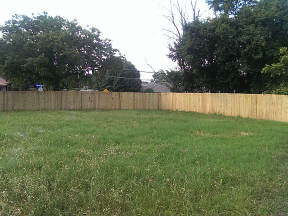 2nd image of 4204 Glen Pines Dr