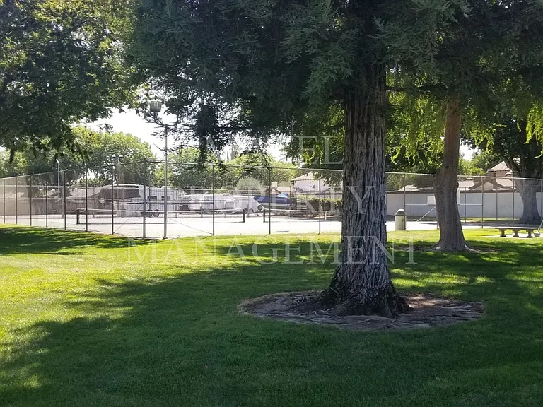 321 Gran Via Ct — Photo 18