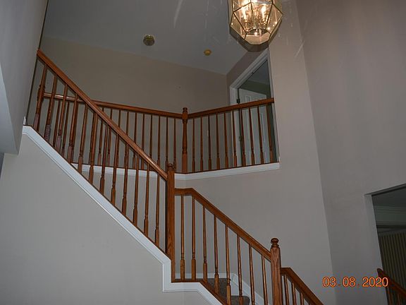 4th image of 1094 Torrey Pines Dr