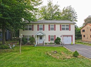 5315 Ledgewood Dr, Tobyhanna, PA