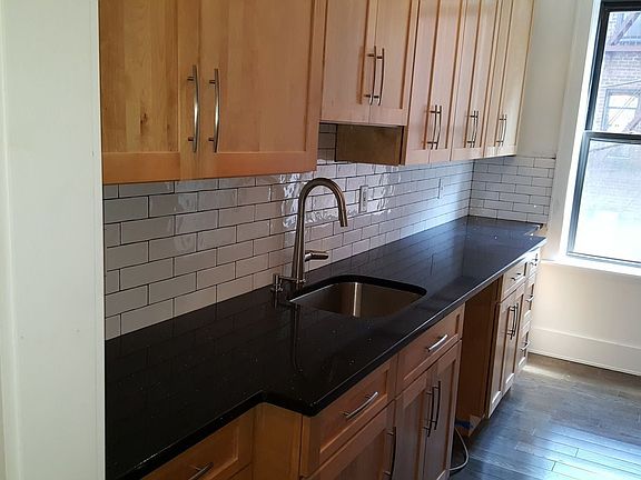 5th image of 8319 116th St APT 4J