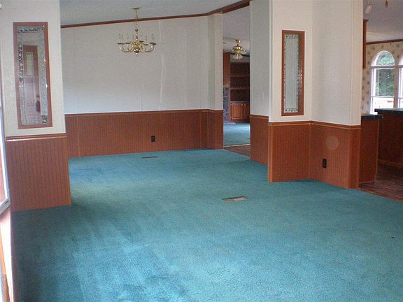5th image of 607 Dogwood Ln