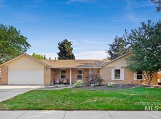 10403 W Skycrest Dr, Boise, ID 83704