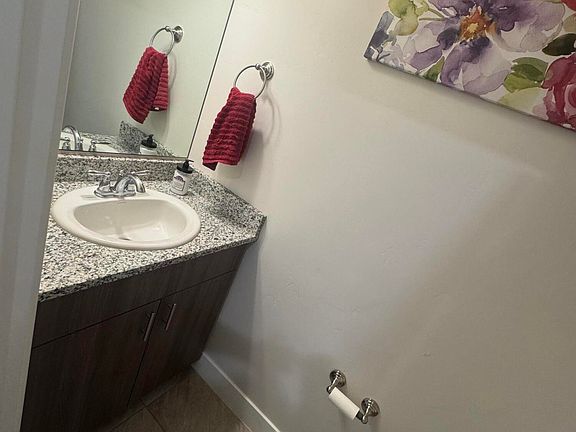 5th image of 1005 Tortoise Rock Dr #21