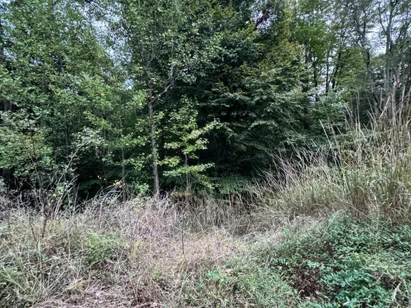 151 S Independence Dr, Montross, VA 22520