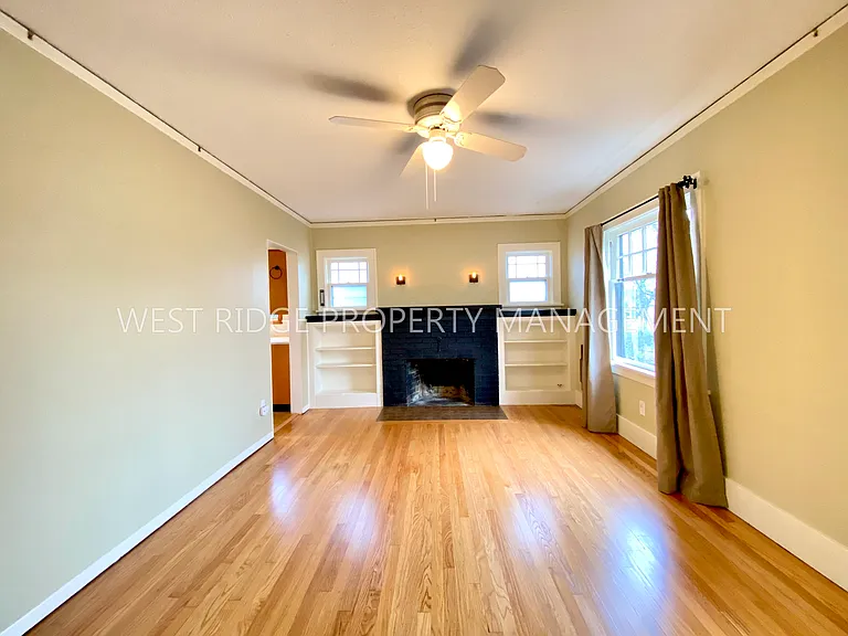 5903 N Denver Ave — Photo 4