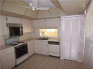 4th image of 3 Escondido Cir Unit 17