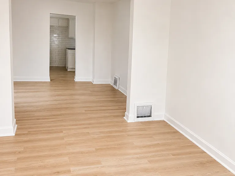 4112 Park Ave — Photo 9