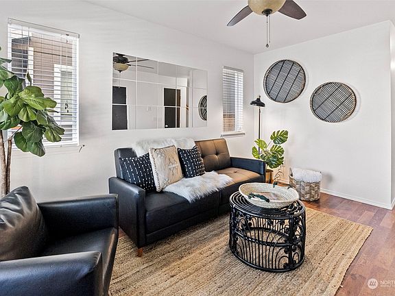 4th image of 4903 Bowwood Circle NE