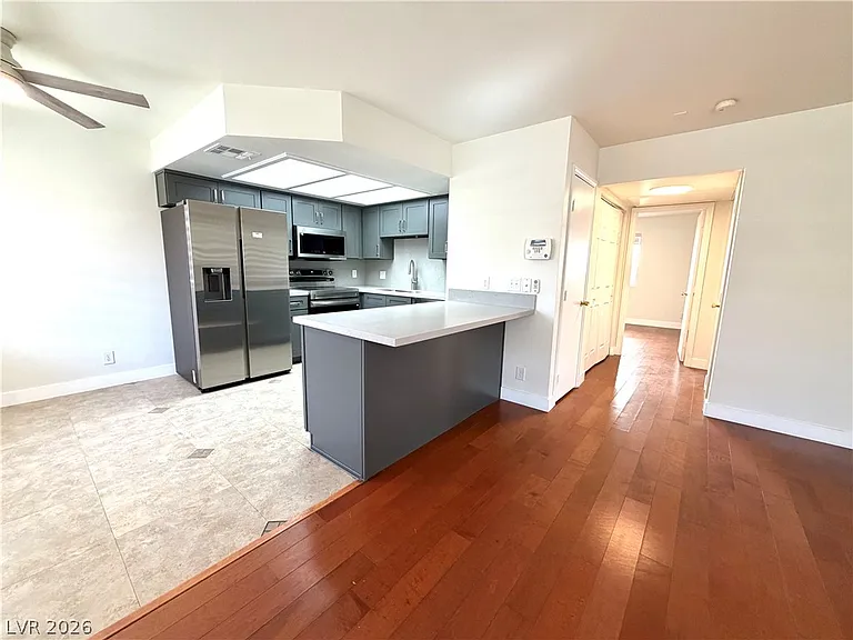 920 Rockview Dr #101 — Photo 5