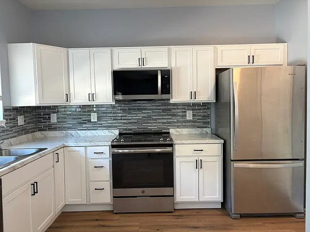 1949 Siskin Ln — Photo 16