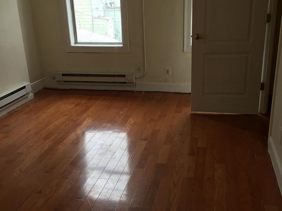 2nd image of 4012 Kennedy Blvd #1B