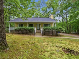 8205 Huntsman Ct, Chapel Hill, NC 27516