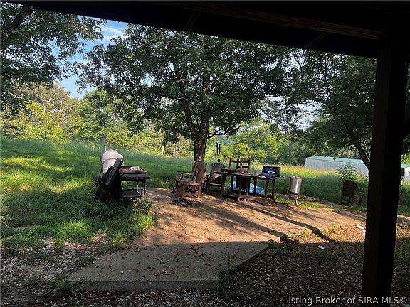 5th image of 2620 Valley View Road SW