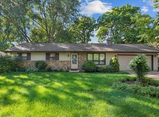 4555 Cinnamon Ct, Rockford, IL 61114