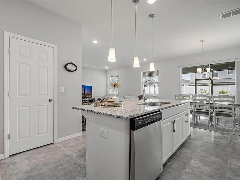 2495 Rapollo Dr — Photo 14