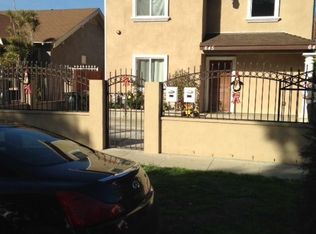 645 E 77th St, Los Angeles, CA 90001