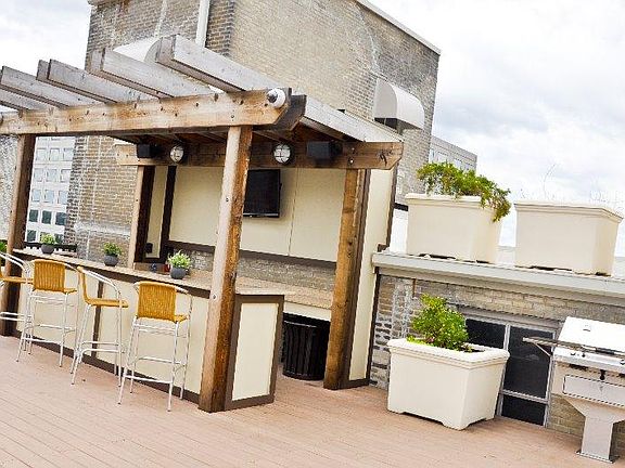 Roof Top Bar