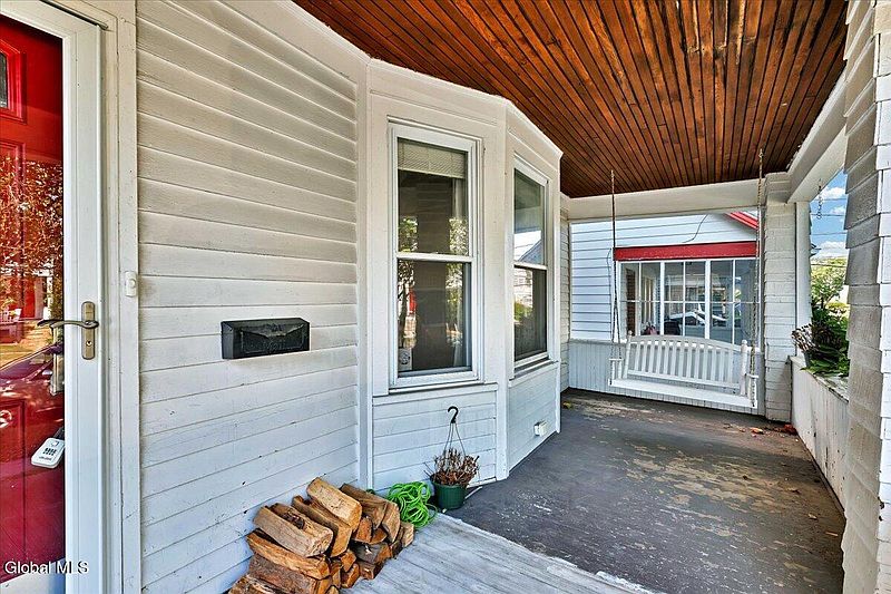 2nd image of 24 Summit Avenue