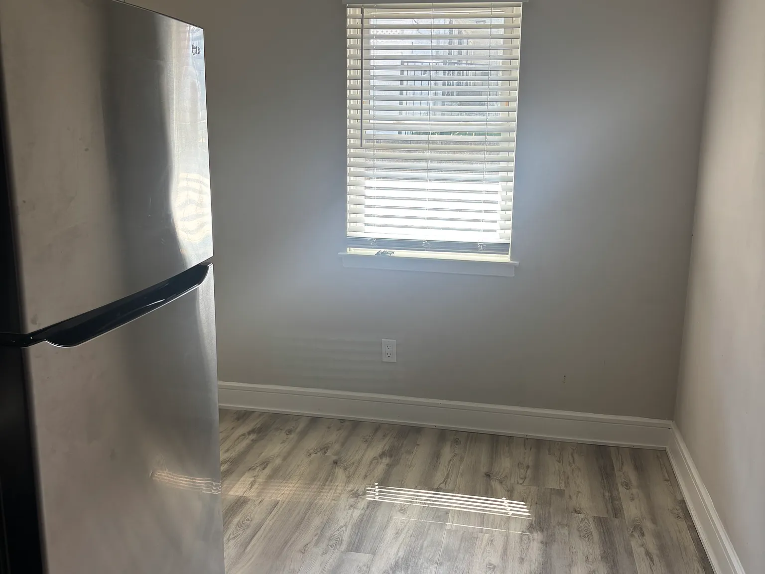 2 bed, 950 sqft, $1,700 — Photo 4
