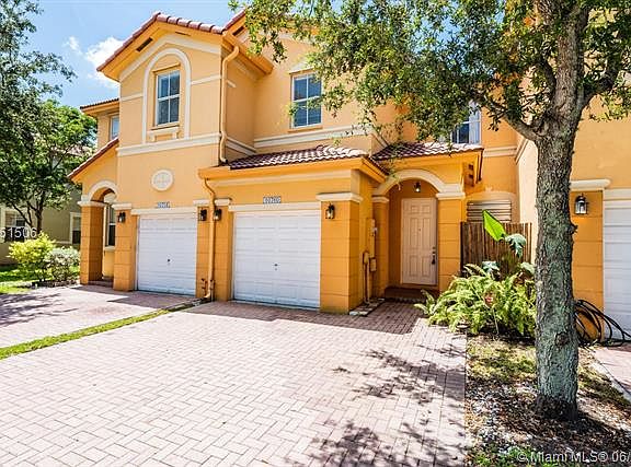 3rd image of 10760 NW 78th Ter #10760