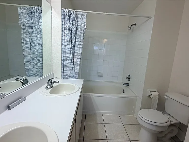 6490 Aragon Way #205 — Photo 29