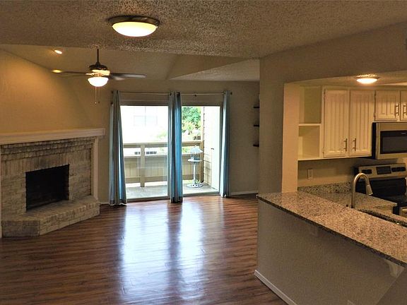 4th image of 7640 W Greenway Blvd APT 6G