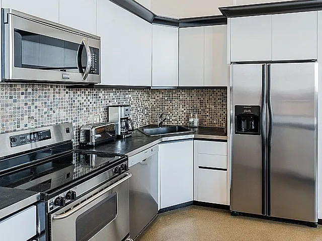 437 D St #5B — Photo 6
