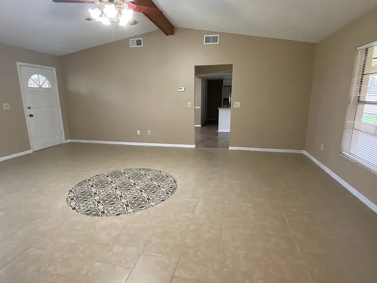 1078 E Gaucho Cir — Photo 7
